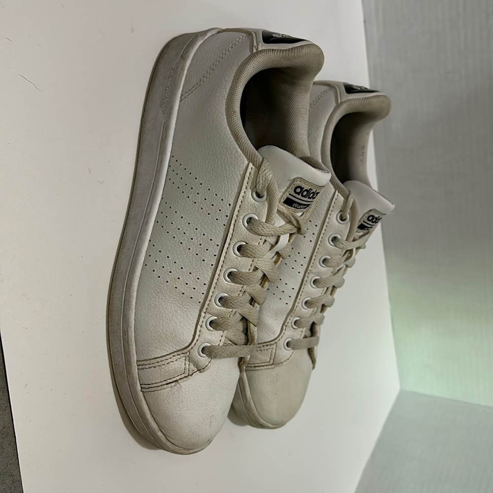 Adidas Cloud Foam White size 8